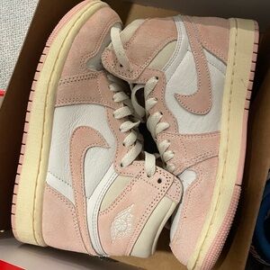 Nike Jordan Retro High 1 size 5